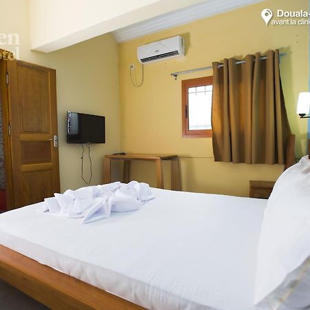 Cityzen Hotel Дуала Екстериор снимка